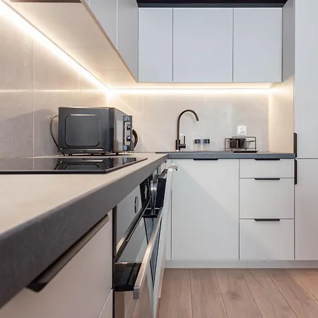 Apartly- Bulvar32, Balkon,widok & Parking 아파트 *