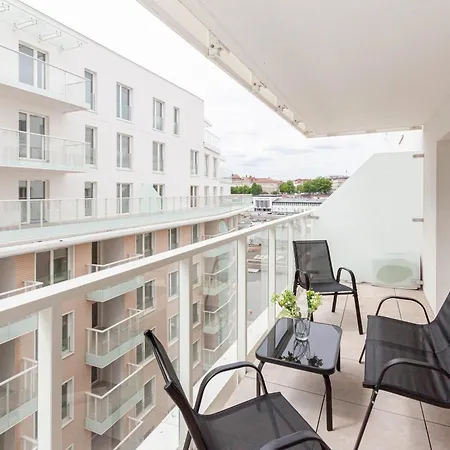 Apartly- Bulvar32, Balkon,widok & Parking