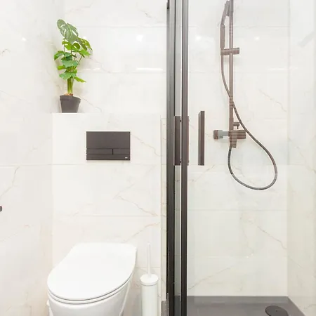 Apartly- Bulvar32, Balkon,widok & Parking 슈체친
