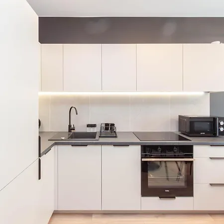 Apartly- Bulvar32, Balkon,widok & Parking * 슈체친