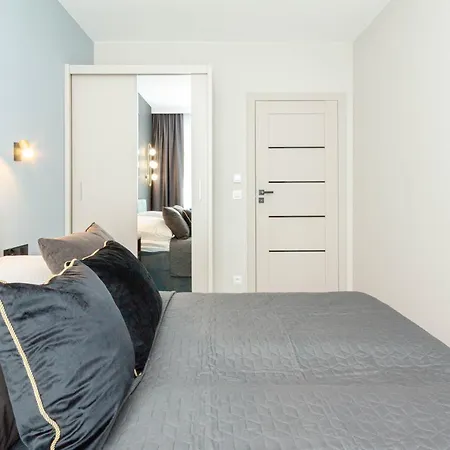 Apartly- Bulvar32, Balkon,widok & Parking