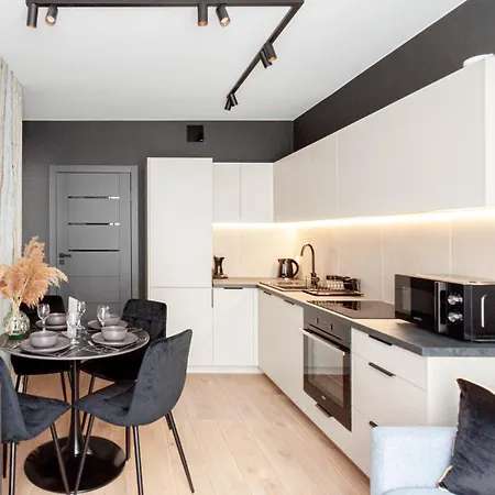 Apartly- Bulvar32, Balkon,widok & Parking * 슈체친