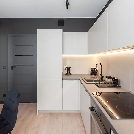 Apartly- Bulvar32, Balkon,widok & Parking 아파트 *